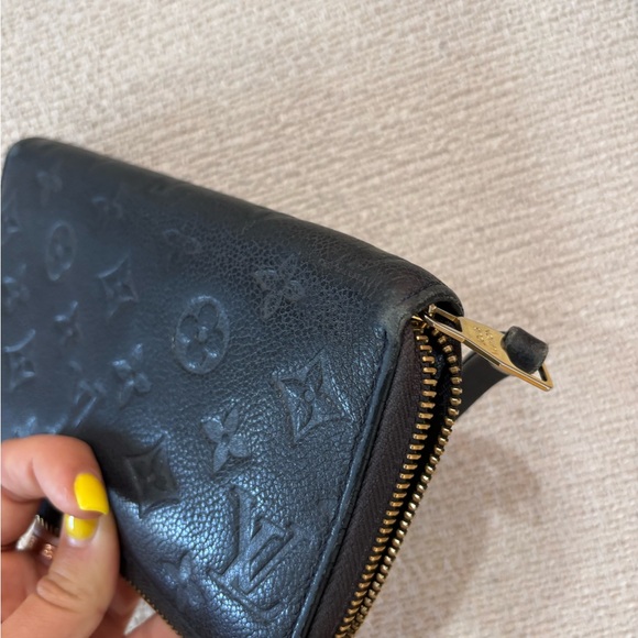 Authentic Louis Vuitton secret empreinte long wallet zippy - Picture 8 of 15